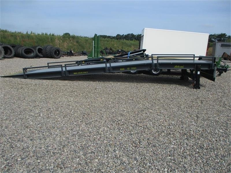 Atkom 12 tons mobilrampe Med justerbare front læbe - Rampe de chargement: photos 3 Atkom 12 tons mobilrampe Med justerbare front læbe - Rampe de chargement: photos 3