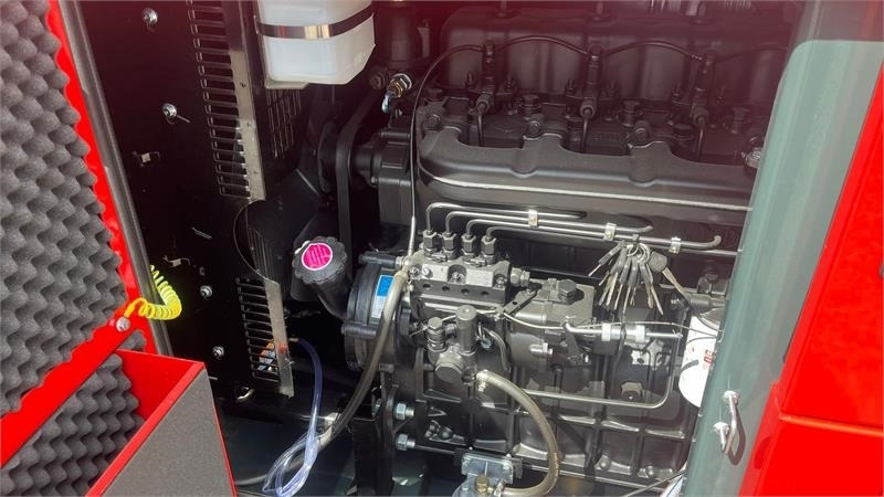 Bauer GFS-40 ATS, 40 kW/50 kVA - Groupe électrogène: photos 4 Bauer GFS-40 ATS, 40 kW/50 kVA - Groupe électrogène: photos 4