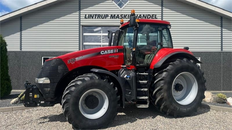 Case IH Magnum 370 CVX Med fronlift - Tracteur agricole: photos 1 Case IH Magnum 370 CVX Med fronlift - Tracteur agricole: photos 1