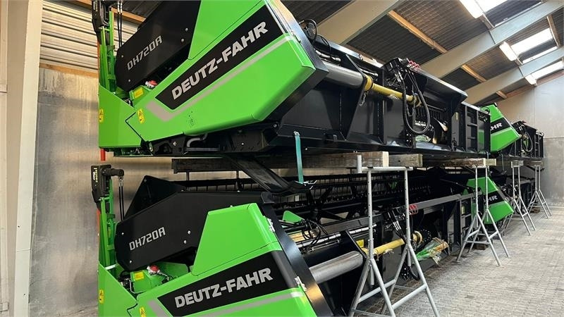 Deutz-fahr 7206 With 24feed - 7.2m header. New and unused Com - Moissonneuse-batteuse: photos 3 Deutz-fahr 7206 With 24feed - 7.2m header. New and unused Com - Moissonneuse-batteuse: photos 3