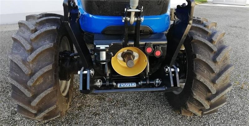 - - - Folger 1800kg frontlift og Folger front PTO - Chargeur frontal pour tracteur: photos 1 - - - Folger 1800kg frontlift og Folger front PTO - Chargeur frontal pour tracteur: photos 1