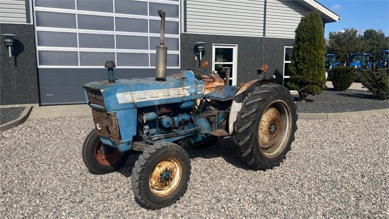 Ford 3000 - Tracteur agricole: photos 2 Ford 3000 - Tracteur agricole: photos 2