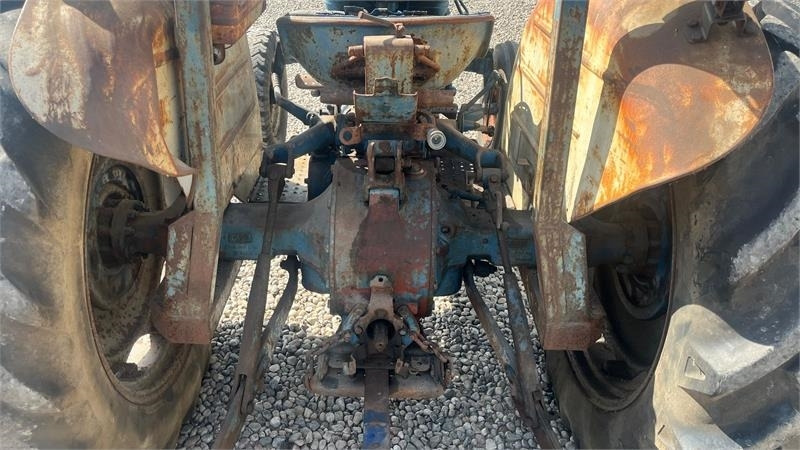 Ford 3000 - Tracteur agricole: photos 4 Ford 3000 - Tracteur agricole: photos 4