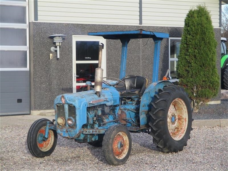 Fordson Dexta 3cyl diesel - Tracteur agricole: photos 2 Fordson Dexta 3cyl diesel - Tracteur agricole: photos 2