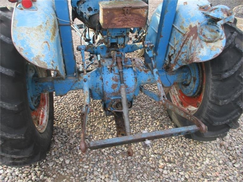 Fordson Dexta 3cyl diesel - Tracteur agricole: photos 4 Fordson Dexta 3cyl diesel - Tracteur agricole: photos 4