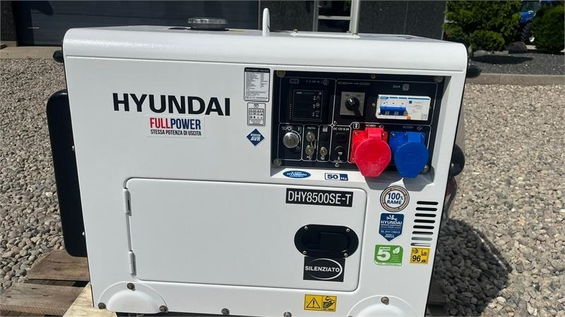 Hyundai DHY8500SE-T 7,0kW diesel - Groupe électrogène: photos 2 Hyundai DHY8500SE-T 7,0kW diesel - Groupe électrogène: photos 2