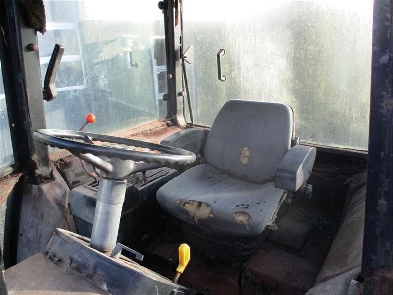 John Deere 2040 S - Tracteur agricole: photos 5 John Deere 2040 S - Tracteur agricole: photos 5