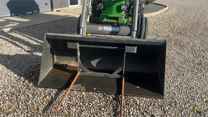 John Deere 2850 Med frontlæsser - Tracteur agricole: photos 4 John Deere 2850 Med frontlæsser - Tracteur agricole: photos 4