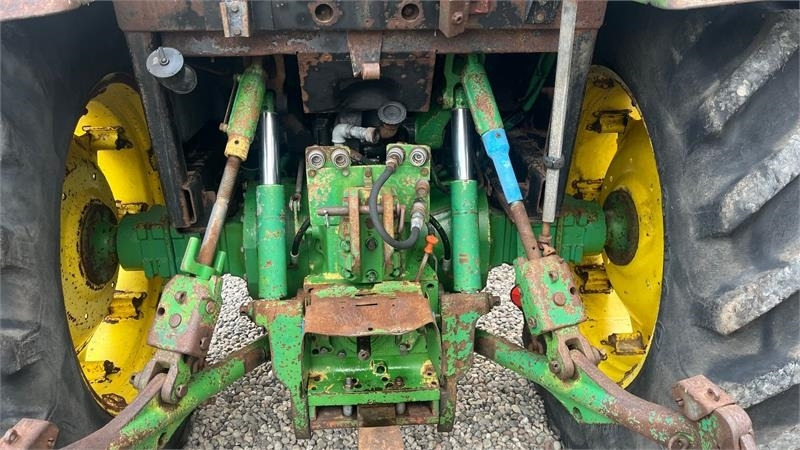 John Deere 3650 Med frontlift  - Tracteur agricole: photos 4 John Deere 3650 Med frontlift  - Tracteur agricole: photos 4
