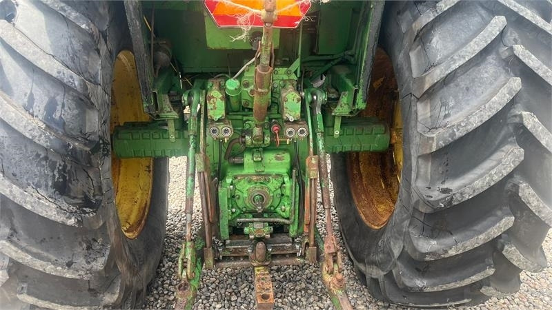 John Deere 4430 Med Powershift - Tracteur agricole: photos 4 John Deere 4430 Med Powershift - Tracteur agricole: photos 4