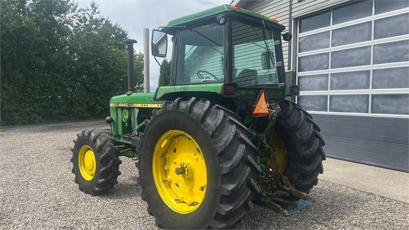 John Deere 4430 Med Powershift - Tracteur agricole: photos 3 John Deere 4430 Med Powershift - Tracteur agricole: photos 3