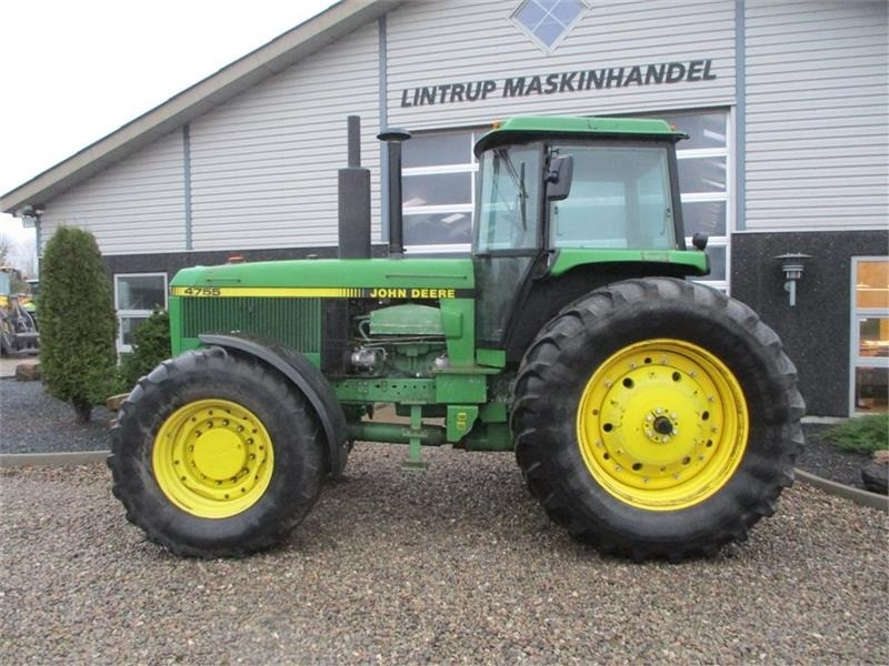 John Deere 4755 En rigtig kraftkarl med den store 7,6L motor - Tracteur agricole: photos 5 John Deere 4755 En rigtig kraftkarl med den store 7,6L motor - Tracteur agricole: photos 5