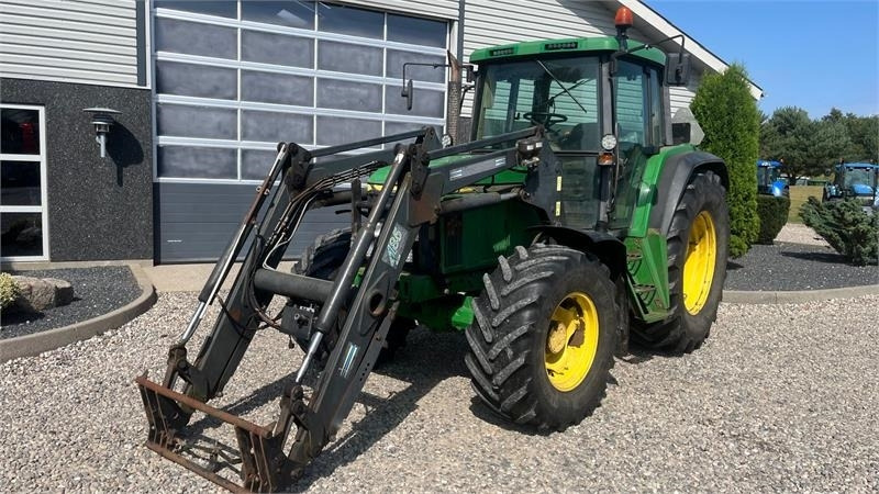 John Deere 6510 Med frontlæsser - Tracteur agricole: photos 2 John Deere 6510 Med frontlæsser - Tracteur agricole: photos 2