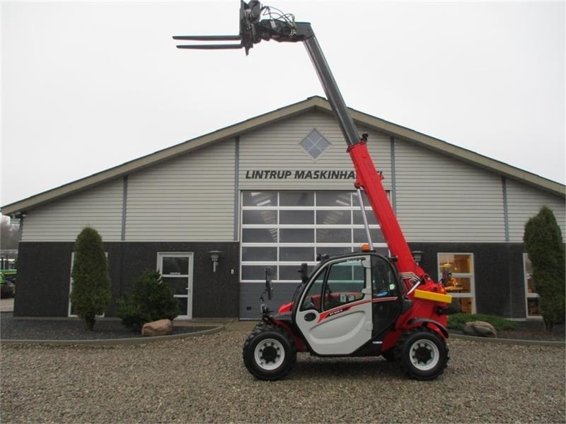 Manitou MT625H Comfort Dansk maskine, med hydrauliske pall - Chariot télescopique: photos 2 Manitou MT625H Comfort Dansk maskine, med hydrauliske pall - Chariot télescopique: photos 2