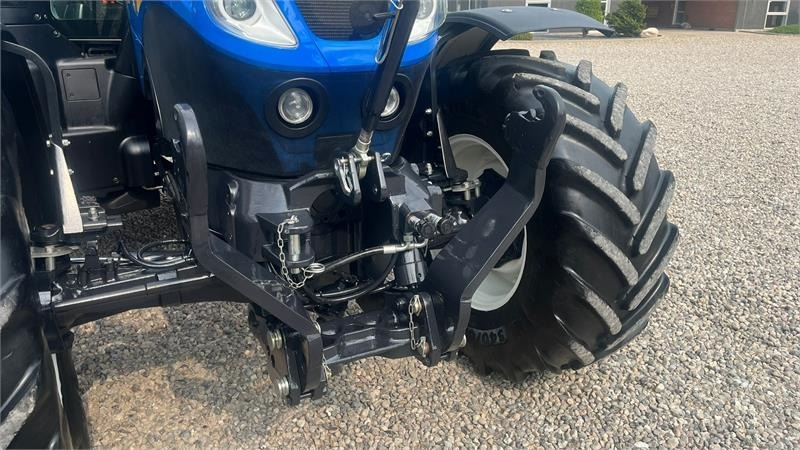 New Holland T7.175 RangeCommand med frontlift. Meget velholdt  - Tracteur agricole: photos 4 New Holland T7.175 RangeCommand med frontlift. Meget velholdt  - Tracteur agricole: photos 4