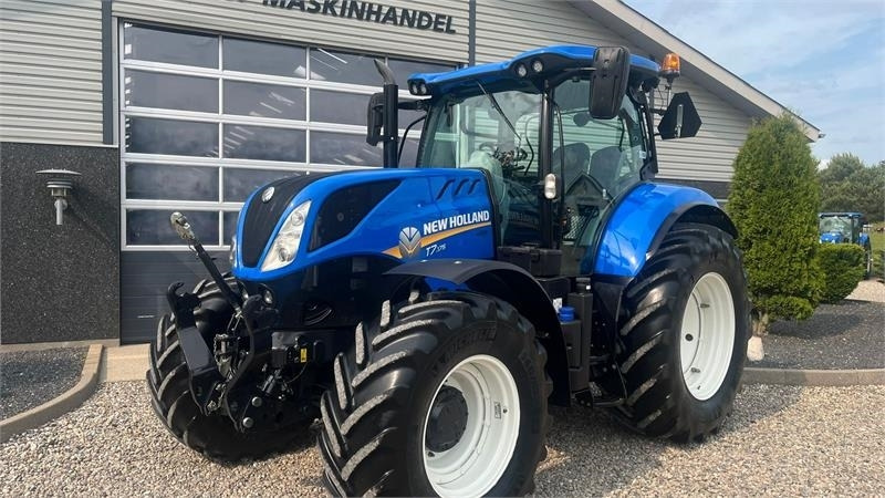 New Holland T7.175 RangeCommand med frontlift. Meget velholdt  - Tracteur agricole: photos 2 New Holland T7.175 RangeCommand med frontlift. Meget velholdt  - Tracteur agricole: photos 2