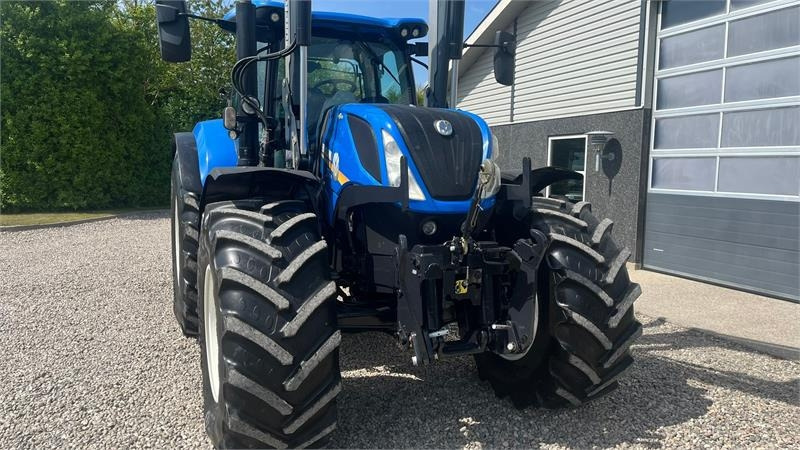 Tracteur agricole New Holland T7.270 AC med frontlift og frontlæsser: photos 23