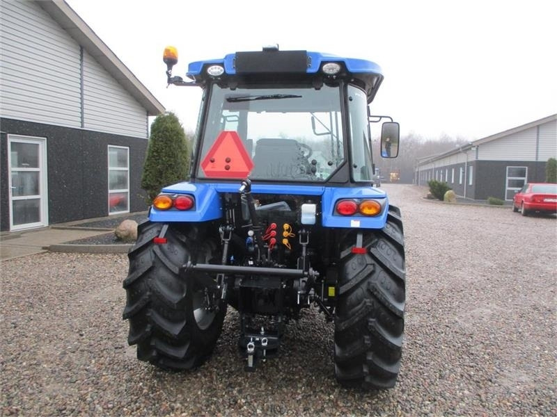 Tracteur agricole Solis 60 Med frontlift og frontPTO: photos 17