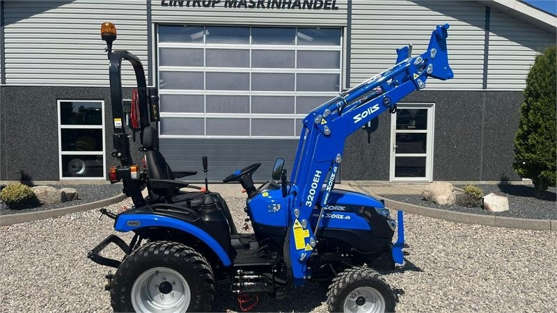 Crédit-bail Solis H26 HST Med Frontlæsser og GardenPro dæk Solis H26 HST Med Frontlæsser og GardenPro dæk: photos 11 Crédit-bail Solis H26 HST Med Frontlæsser og GardenPro dæk Solis H26 HST Med Frontlæsser og GardenPro dæk: photos 11