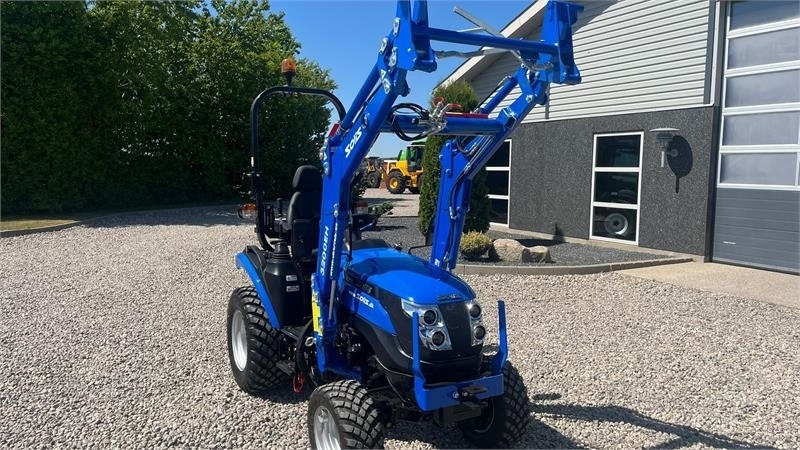 Crédit-bail Solis H26 HST Med Frontlæsser og GardenPro dæk Solis H26 HST Med Frontlæsser og GardenPro dæk: photos 21 Crédit-bail Solis H26 HST Med Frontlæsser og GardenPro dæk Solis H26 HST Med Frontlæsser og GardenPro dæk: photos 21