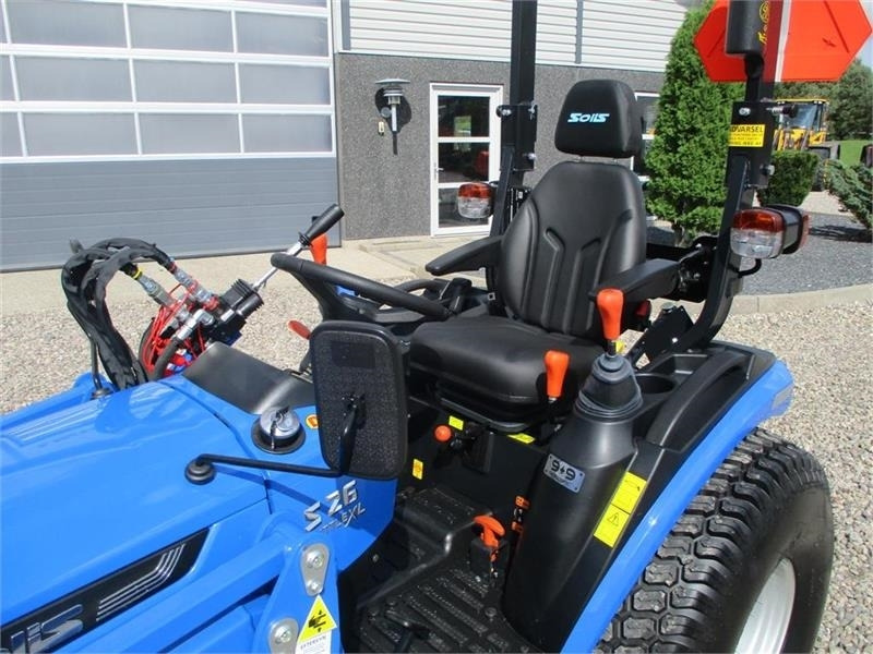 Tracteur agricole Solis S26 Shuttle XL 9+9 med turfhjul og frontlæsser: photos 6
