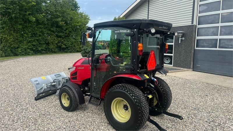 Yanmar YT 235H 4WD Snow Edition med sneplov og spreder - Tracteur communal: photos 3 Yanmar YT 235H 4WD Snow Edition med sneplov og spreder - Tracteur communal: photos 3