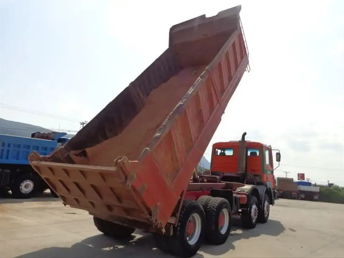 MAN 33.403 MAN 35.403 8X4 - Camion benne: photos 4 MAN 33.403 MAN 35.403 8X4 - Camion benne: photos 4