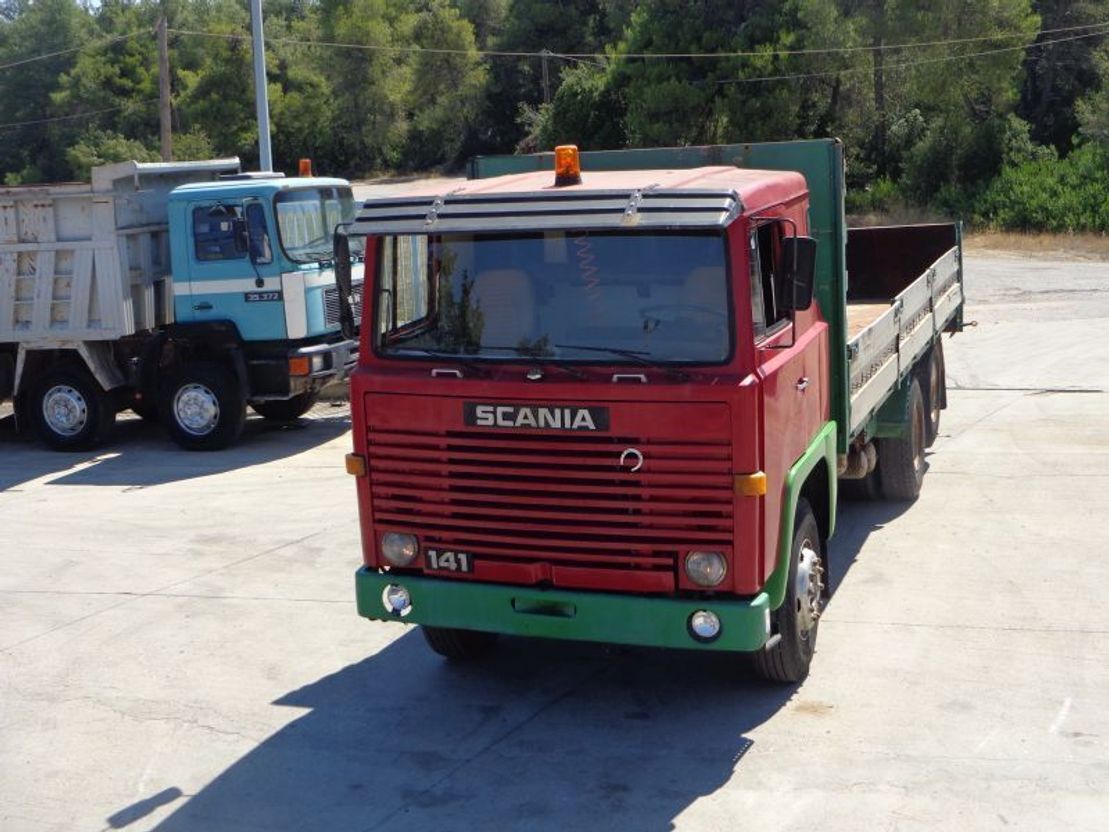 Scania LB141 V8 SCANIA LBS 141 (6X2) V8 - Camion plateau: photos 3 Scania LB141 V8 SCANIA LBS 141 (6X2) V8 - Camion plateau: photos 3