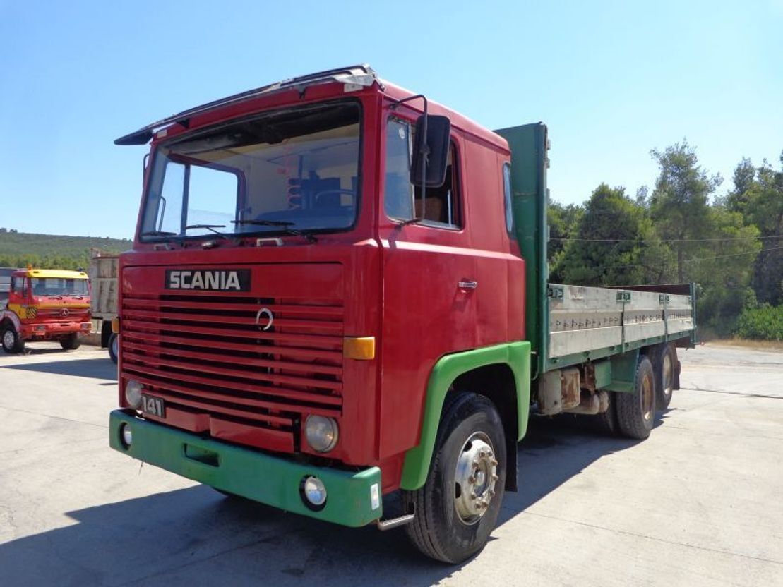 Scania LB141 V8 SCANIA LBS 141 (6X2) V8 - Camion plateau: photos 1 Scania LB141 V8 SCANIA LBS 141 (6X2) V8 - Camion plateau: photos 1