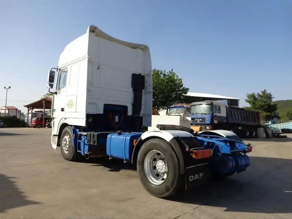 DAF XF 480 DAF XF.480 4X2 Super Space Intarder - Tracteur routier: photos 5 DAF XF 480 DAF XF.480 4X2 Super Space Intarder - Tracteur routier: photos 5