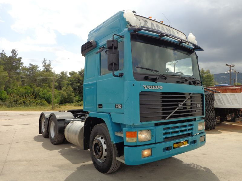 Volvo F 12.400 Volvo F12 6X2 TD122FL - Tracteur routier: photos 2 Volvo F 12.400 Volvo F12 6X2 TD122FL - Tracteur routier: photos 2