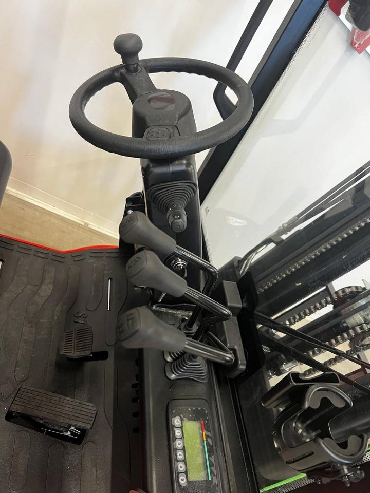 Chariot élévateur électrique neuf EP EQUIPMENT EFL181: photos 12 Chariot élévateur électrique neuf EP EQUIPMENT EFL181: photos 12