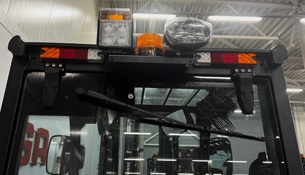 Chariot élévateur électrique neuf EP EQUIPMENT EFL181: photos 7 Chariot élévateur électrique neuf EP EQUIPMENT EFL181: photos 7