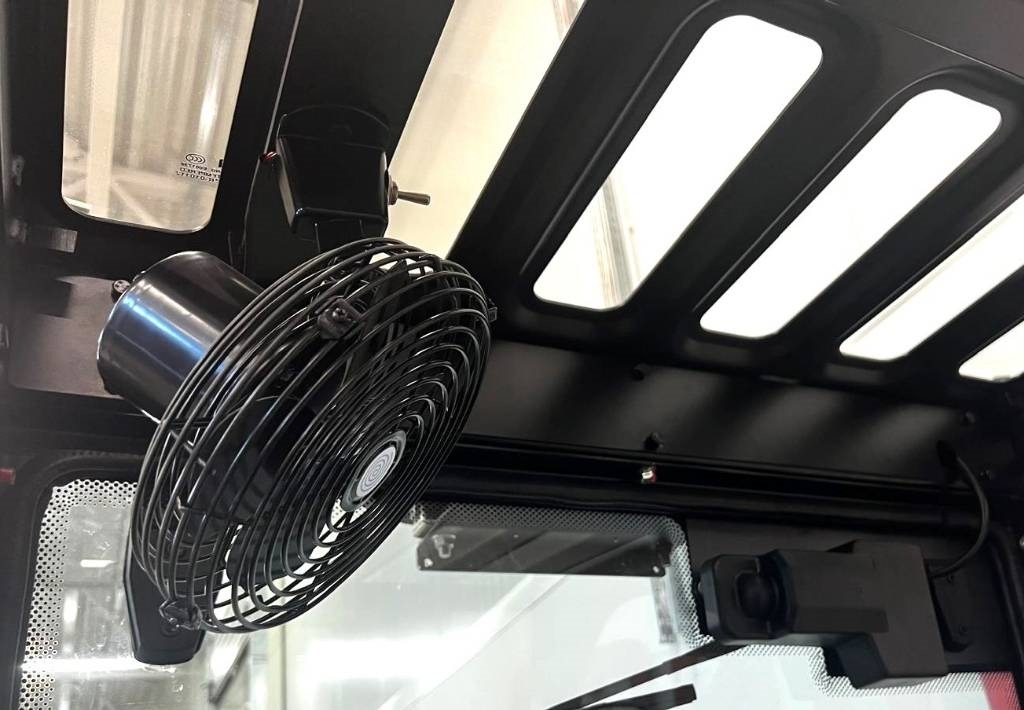 Chariot élévateur électrique neuf EP EQUIPMENT EFL181: photos 8 Chariot élévateur électrique neuf EP EQUIPMENT EFL181: photos 8