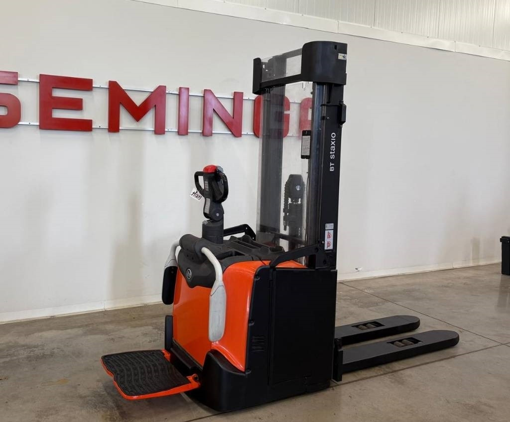 Toyota 11009 - SPE160L - Gerbeur: photos 1 Toyota 11009 - SPE160L - Gerbeur: photos 1