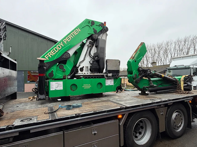 55 tm met Flyjib - Flèche: photos 4 55 tm met Flyjib - Flèche: photos 4