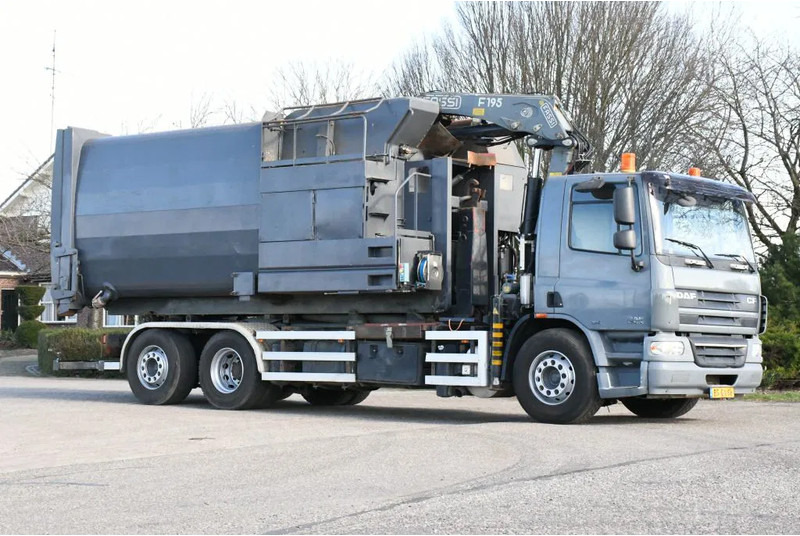DAF CF75/310 FAN !!KRAAN/HAAK!!PERSCONTAINER!!HIGH PRESURRE CLEANING!!HOGEDRUK REINIGING!!HOCH DRUCK WASHEN SYSTEM!!REINIGING!GEJO B - Camion ampliroll, Camion grue: photos 4 DAF CF75/310 FAN !!KRAAN/HAAK!!PERSCONTAINER!!HIGH PRESURRE CLEANING!!HOGEDRUK REINIGING!!HOCH DRUCK WASHEN SYSTEM!!REINIGING!GEJO B - Camion ampliroll, Camion grue: photos 4