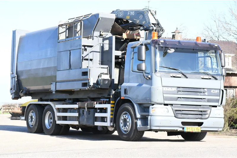 DAF CF75/310 FAN !!KRAAN/HAAK!!PERSCONTAINER!!HIGH PRESURRE CLEANING!!HOGEDRUK REINIGING!!HOCH DRUCK WASHEN SYSTEM!!REINIGING!GEJO B - Camion ampliroll, Camion grue: photos 2 DAF CF75/310 FAN !!KRAAN/HAAK!!PERSCONTAINER!!HIGH PRESURRE CLEANING!!HOGEDRUK REINIGING!!HOCH DRUCK WASHEN SYSTEM!!REINIGING!GEJO B - Camion ampliroll, Camion grue: photos 2