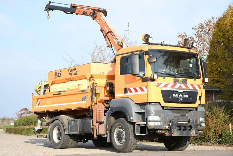MAN TGS 18.320 4x4!! KRAN/!!!WINTERDIENST/DREISEITENKIPPER!!KOMMUNAL/KLIMA!! - Camion benne, Camion grue: photos 1 MAN TGS 18.320 4x4!! KRAN/!!!WINTERDIENST/DREISEITENKIPPER!!KOMMUNAL/KLIMA!! - Camion benne, Camion grue: photos 1