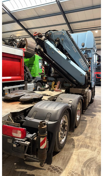 DAF XF 530 FTN CRANE/GRUE/KRAN FASSI 54 TM!! - Tracteur routier: photos 3 DAF XF 530 FTN CRANE/GRUE/KRAN FASSI 54 TM!! - Tracteur routier: photos 3