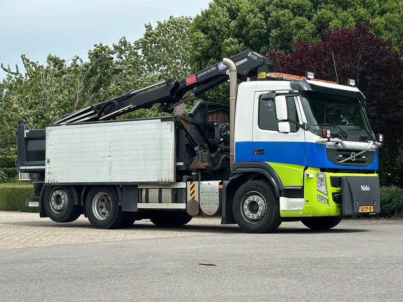 Volvo FM 330 186dkm! !!6X2!!Kraan/KIPPER!!RADIO REMOTE! EX-GEMEENTE/KOMMUNAL! - Camion benne, Camion grue: photos 2 Volvo FM 330 186dkm! !!6X2!!Kraan/KIPPER!!RADIO REMOTE! EX-GEMEENTE/KOMMUNAL! - Camion benne, Camion grue: photos 2