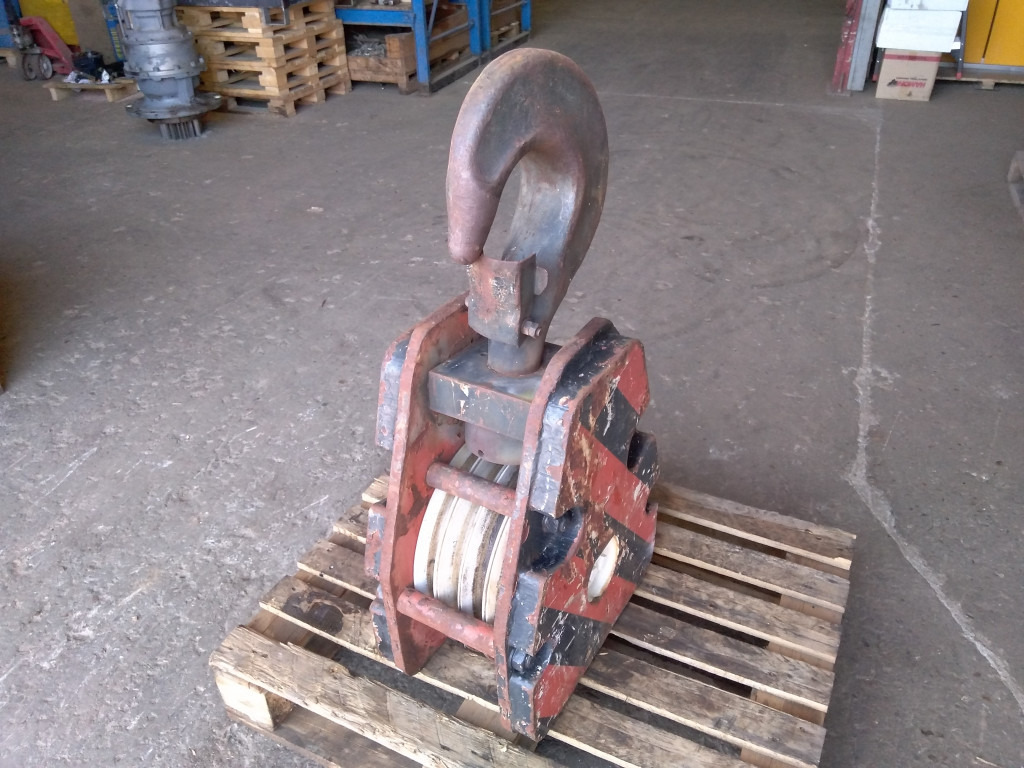 O&K AH270 - - Accessoire pour Grue: photos 1 O&K AH270 - - Accessoire pour Grue: photos 1