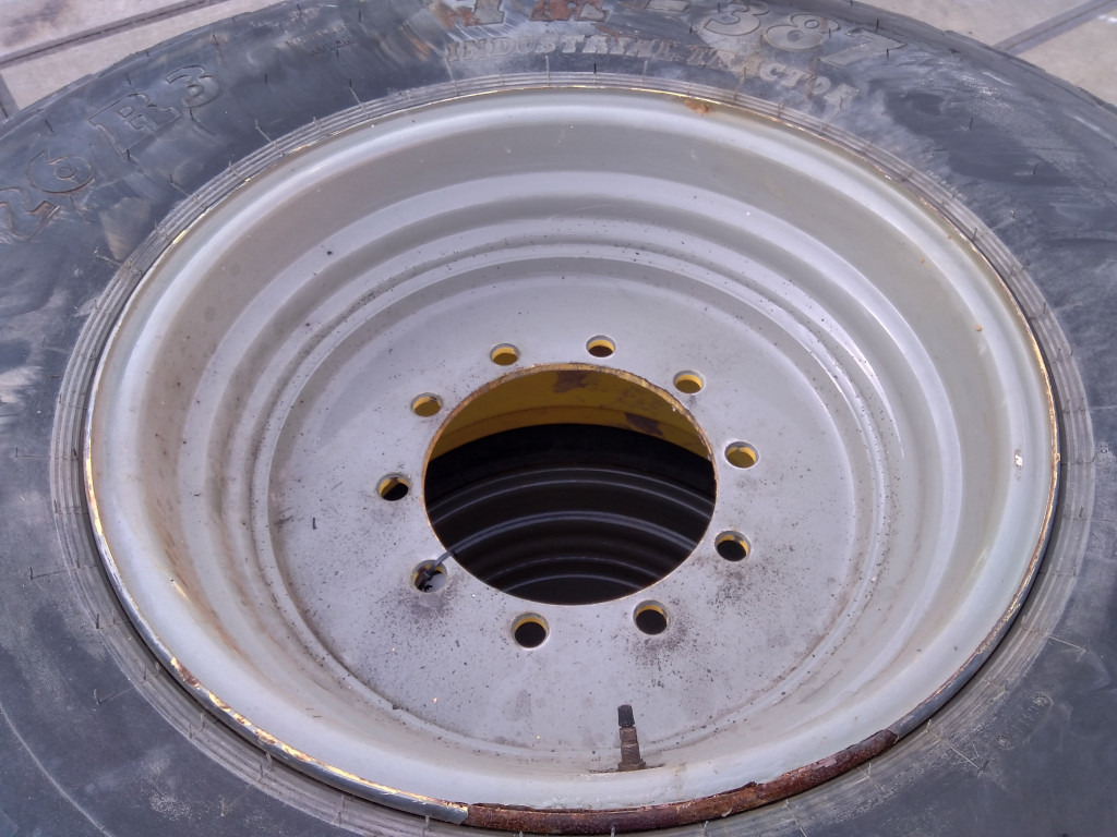 Bomag 23.1-26 3R. TR387 - - Roue complète pour Engins de chantier: photos 2 Bomag 23.1-26 3R. TR387 - - Roue complète pour Engins de chantier: photos 2