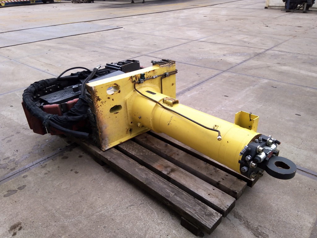 Bomag BM1000-35 - - Pièces de train de roulement pour Engins de chantier: photos 4 Bomag BM1000-35 - - Pièces de train de roulement pour Engins de chantier: photos 4