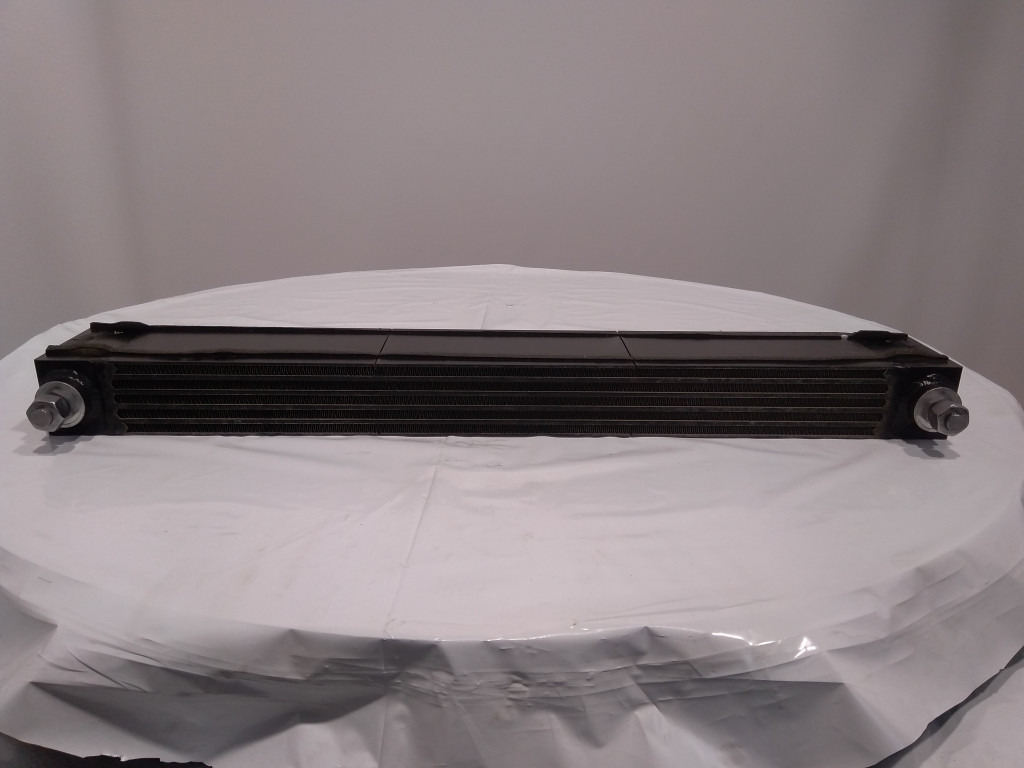 Bomag BM1200-35 - K55361455 - Radiateur d'huile pour Engins de chantier: photos 2 Bomag BM1200-35 - K55361455 - Radiateur d'huile pour Engins de chantier: photos 2