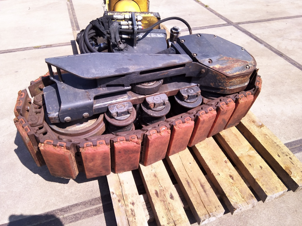 Bomag BM1200-35 - - Pièces de train de roulement pour Engins de chantier: photos 2 Bomag BM1200-35 - - Pièces de train de roulement pour Engins de chantier: photos 2