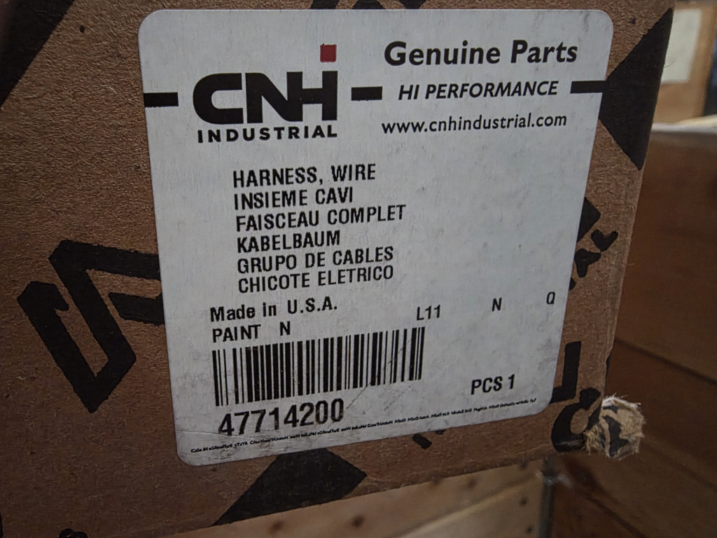 Case 47714200 - Câble/ Fil pour Engins de chantier: photos 2 Case 47714200 - Câble/ Fil pour Engins de chantier: photos 2