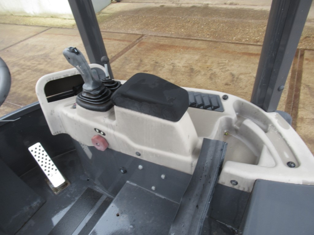Case 87681392 - - Cabine pour Engins de chantier: photos 5 Case 87681392 - - Cabine pour Engins de chantier: photos 5