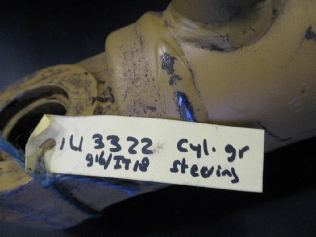 Caterpillar 1U3322 - 4V8905 - Vérin hydraulique pour Engins de chantier: photos 5 Caterpillar 1U3322 - 4V8905 - Vérin hydraulique pour Engins de chantier: photos 5