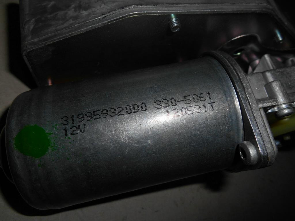 Caterpillar 3305061 - - Essuie-glace pour Engins de chantier: photos 5 Caterpillar 3305061 - - Essuie-glace pour Engins de chantier: photos 5